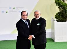 Narendra Modi and Francois Hollande